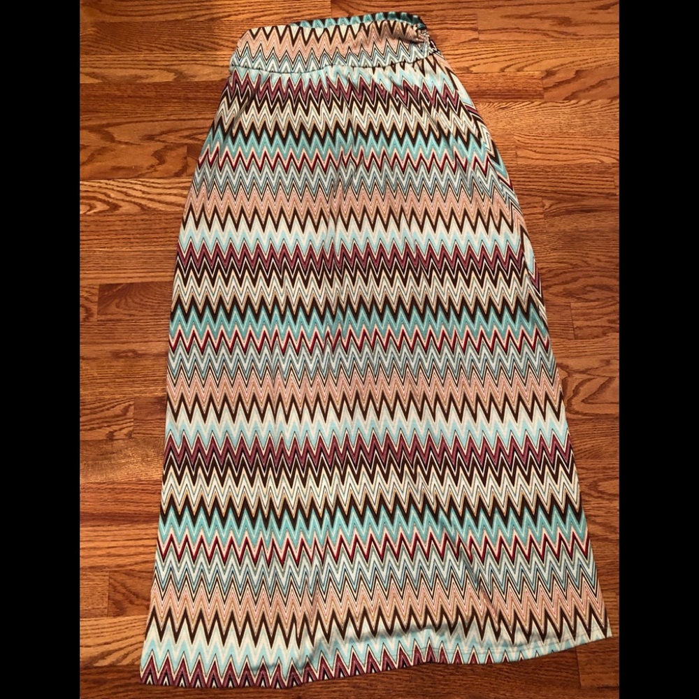 Papermoon- Remmie chevron print maxi skirt